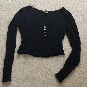 Long sleeve crop top